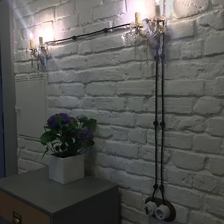 Art Deco New In The Centre Of شقة