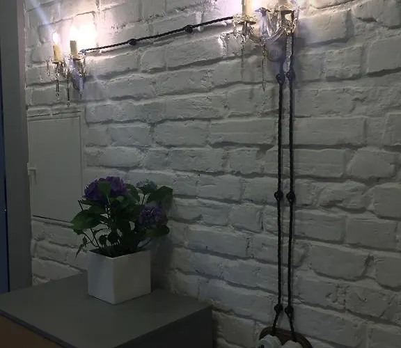 Art Deco New In The Centre Of Apartment